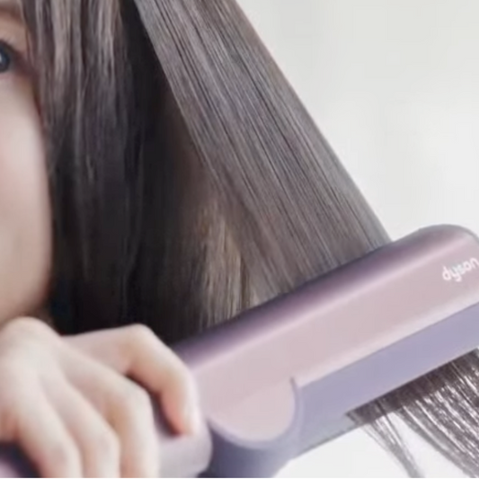 ダイソンのストレートナーと比較してみた！